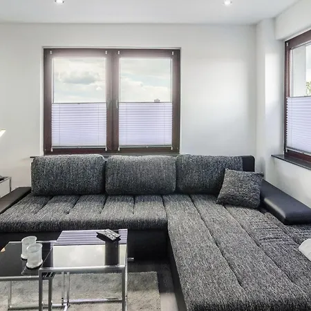 Apartment Moin, *